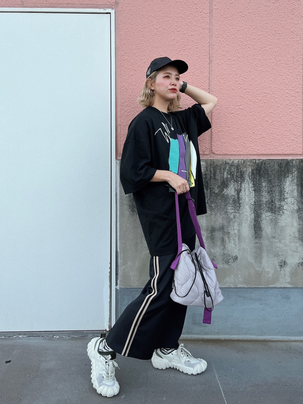 キングレオコーデ natsupoo｜Onitsuka Tigerのスニーカーを使ったコーディネート - WEAR