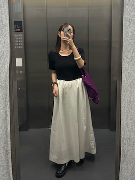 「mystic（ミスティック）のカラービーズネックレス（リング、レッド系）」を使った、kusuda yoshikoさん（レディース・163cm）の春コーディネート