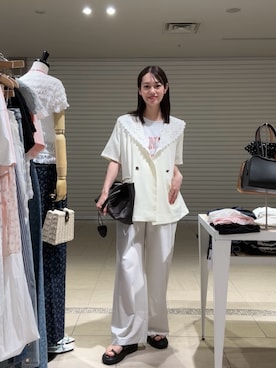 「mystic（ミスティック）のスタッズロゴカレッジTシャツ（Tシャツ/カットソー、グレー系）」を使った、kusuda yoshikoさん（レディース・163cm）の春コーディネート