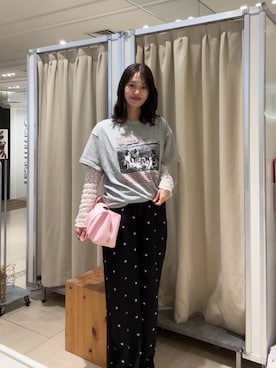 「mystic（ミスティック）のアソートプリントT（Tシャツ/カットソー、グレー系）」を使った、kusuda yoshikoさん（レディース・163cm）の春コーディネート
