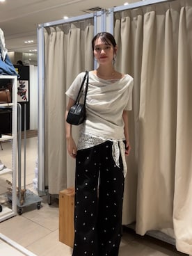 「アイテム（ショルダーバッグ）」を使った、kusuda yoshikoさん（レディース・163cm・30代）の春コーディネート