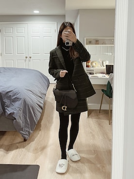 「Dior」｜「アイテム（ブーツ）」を使った、yumiさん（レディース・163cm）の冬コーディネート