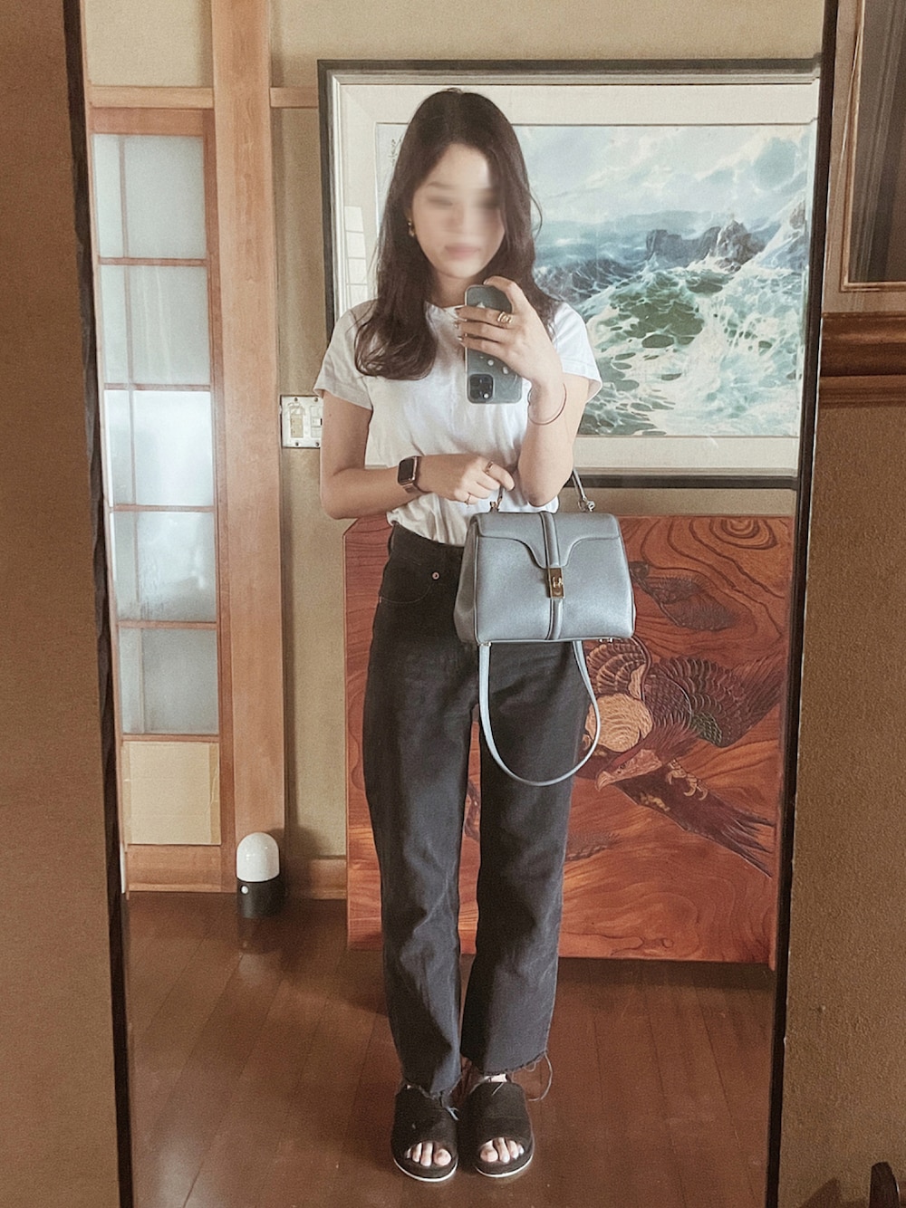 「カジュアル、大人カジュアル、16(セーズ)、セリーヌ、CELINE、モノクロ、シンプル、紐サンダル」｜「ZARAのアイテム（デニムパンツ、ブラック系）」を使った、yumiさん（レディース・163cm）の夏コーディネートの1枚目の写真