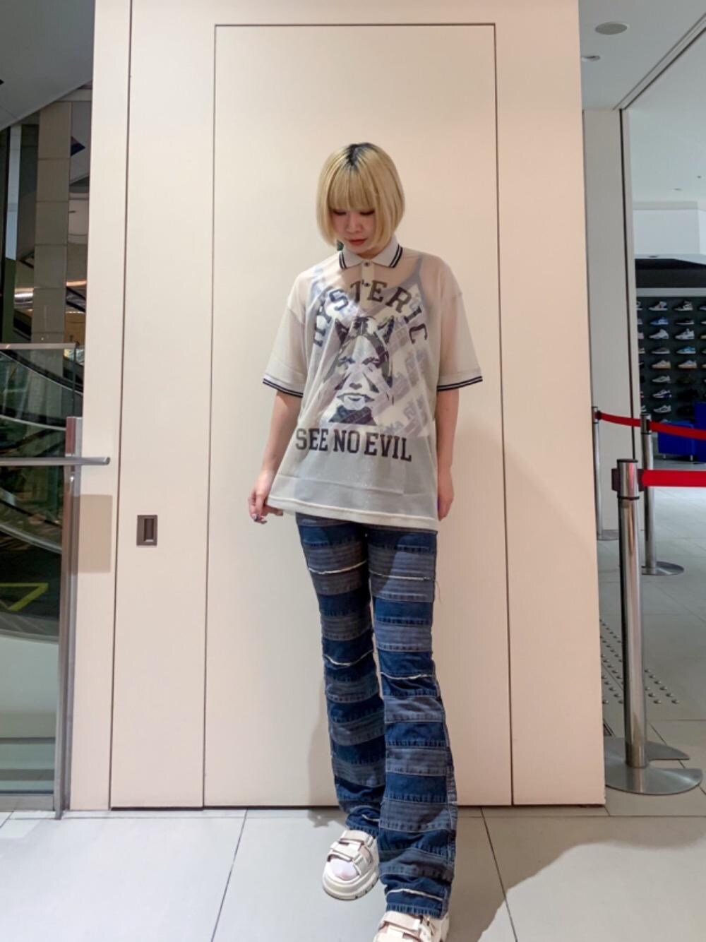 HYSTERIC GLAMOURのアイテムを使った「シアートップス」の人気