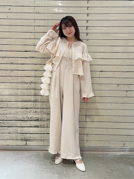 「アイテム（パンプス、ベージュ系）」を使った、earth music&ecology officialさん（レディース・156cm）の夏コーディネート