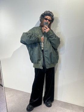 「アウターコーデ」｜「アイテム（スウェットパンツ）」を使った、ERIKO24さん（レディース・164cm）の秋コーディネート