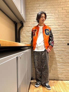 「HYSTERIC GLAMOUR（ヒステリックグラマー）のアイテム（スタジャン）」を使った、森 拓巳さん（メンズ・176cm）の冬コーディネート