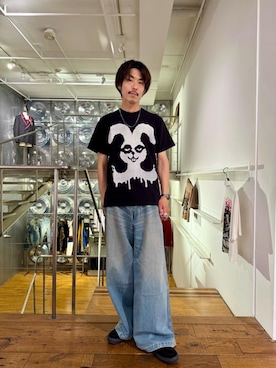 「HYSTERIC GLAMOUR（ヒステリックグラマー）のWOMAN ON SKULL PICK ペニーローファースニーカー（スニーカー、ブラック系）」を使った、森 拓巳さん（メンズ・176cm）の春コーディネート
