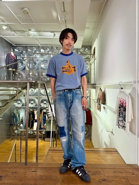 「HYSTERIC GLAMOUR（ヒステリックグラマー）のSP加工 60’S XXストレートデニムパンツ（デニムパンツ、ブルー系）」を使った、森 拓巳さん（メンズ・176cm）の春コーディネート