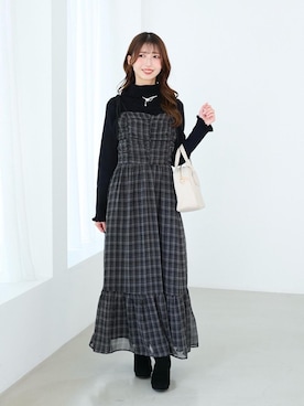 「MAJESTIC LEGON（マジェスティックレゴン）のアイテム」を使った、𝑬𝒓𝒊𝒓𝒊𝒏さん（レディース・153cm）の秋コーディネート