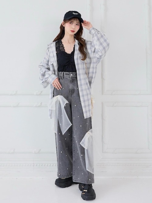 セール】リボンブローチセットキラキラデニム(デニムパンツ セール】リボンブローチセットキラキラデニム(デニムパンツ