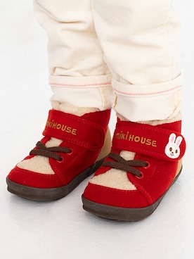 「MIKI HOUSE（ミキハウス）のアイテム（スニーカー）」を使った、ミキハウス担当者２さん（キッズ・83cm）の秋コーディネート
