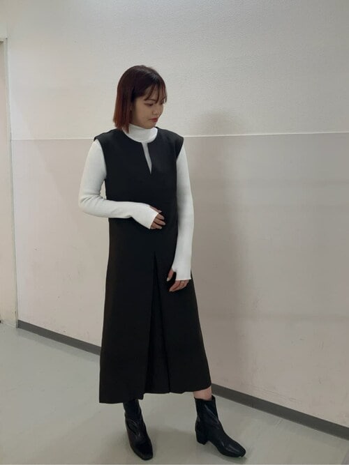 セール】キーネックフロントタックジャンパースカート