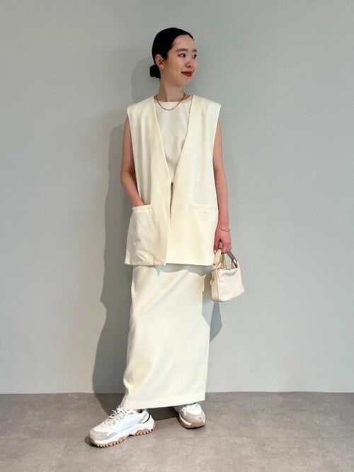 サテン切替ノースリーブトップス（タンクトップ）｜ur's（ユアーズ）の