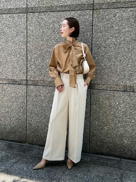 「UR'S（ユアーズ）のセンタープレスタックワイドパンツ（スラックス）」を使った、ur'sさん（レディース・162cm）の秋コーディネート