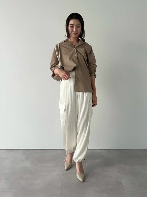 【卒入学式】MOUN TEN. ベージュシャツ　ブラックパンツ　セット売り140 no brand（ノーブランド）の「SONO/卒業式・入学式セットアップ