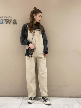 「Green　Parks（グリーンパークス）のアイテム（オールインワン・サロペット）」を使った、sumiさん（レディース・161cm）の冬コーディネート