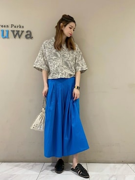 「ディズニー」｜「アイテム（財布/小物）」を使った、sumiさん（レディース・161cm）の春コーディネート
