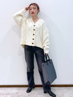 「PAGEBOY（ページボーイ）のケーブルVネックカーディガン（ニット/セーター）」を使った、もっちさん（レディース・158cm）の秋コーディネート