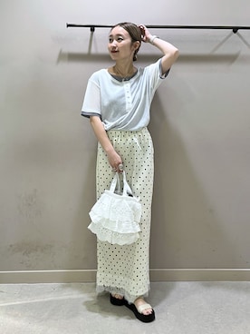 「LOWRYS FARM（ローリーズファーム）のフリルキンチャクＢＡＧ 656172（ハンドバッグ、ホワイト系）」を使った、もっちさん（レディース・158cm）の春コーディネート