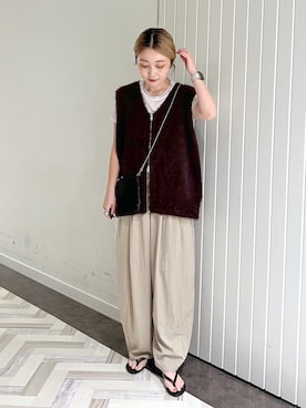 「LOWRYS FARM（ローリーズファーム）のシャギーＺＩＰベスト　579528（ベスト、ブラウン系）」を使った、もっちさん（レディース・158cm）の夏コーディネート