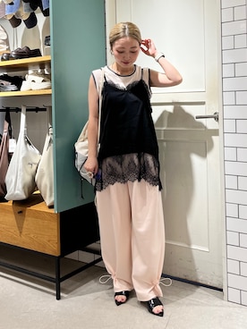 「LOWRYS FARM（ローリーズファーム）のサテンレースキャミ 664226（Tシャツ/カットソー、ブラック系）」を使った、もっちさん（レディース・158cm）の夏コーディネート