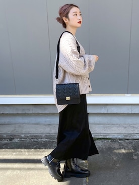 「PAGEBOY（ページボーイ）のケーブルVネックカーディガン（ニット/セーター）」を使った、もっちさん（レディース・158cm）の秋コーディネート