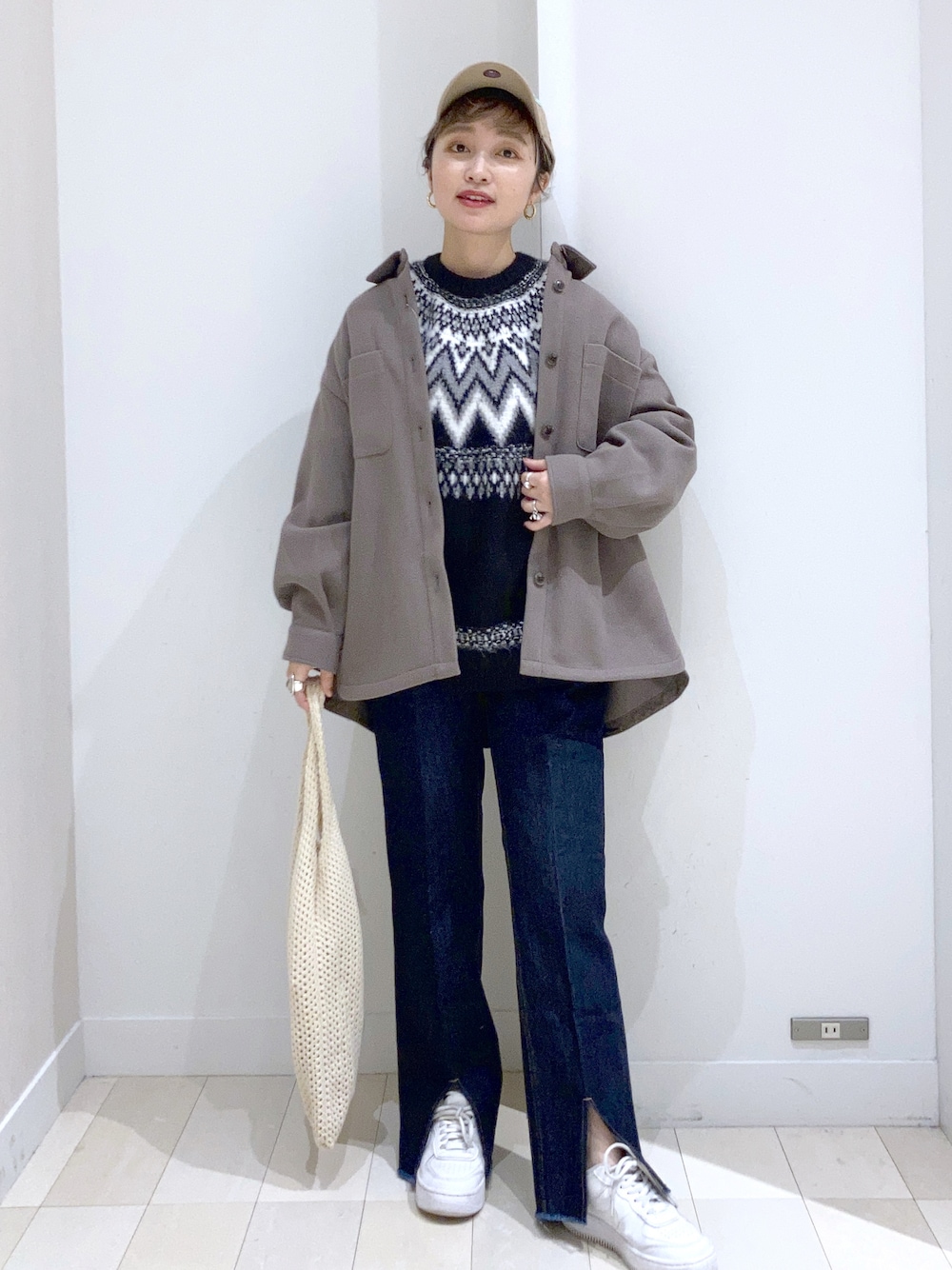 デニムセンタースリットパンツ/260762を使った人気ファッション