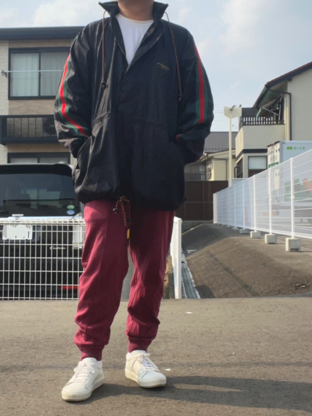 「グッチ」｜「GUCCIのアイテム（ナイロンジャケット、ブラック系）」を使った、tattsuさん（メンズ・174cm）の春コーディネートの1枚目の写真