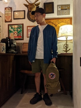 「orSlow（オアスロウ）のアイテム（トップス）」を使った、髪切りおじさん。さん（メンズ・165cm）の秋コーディネート