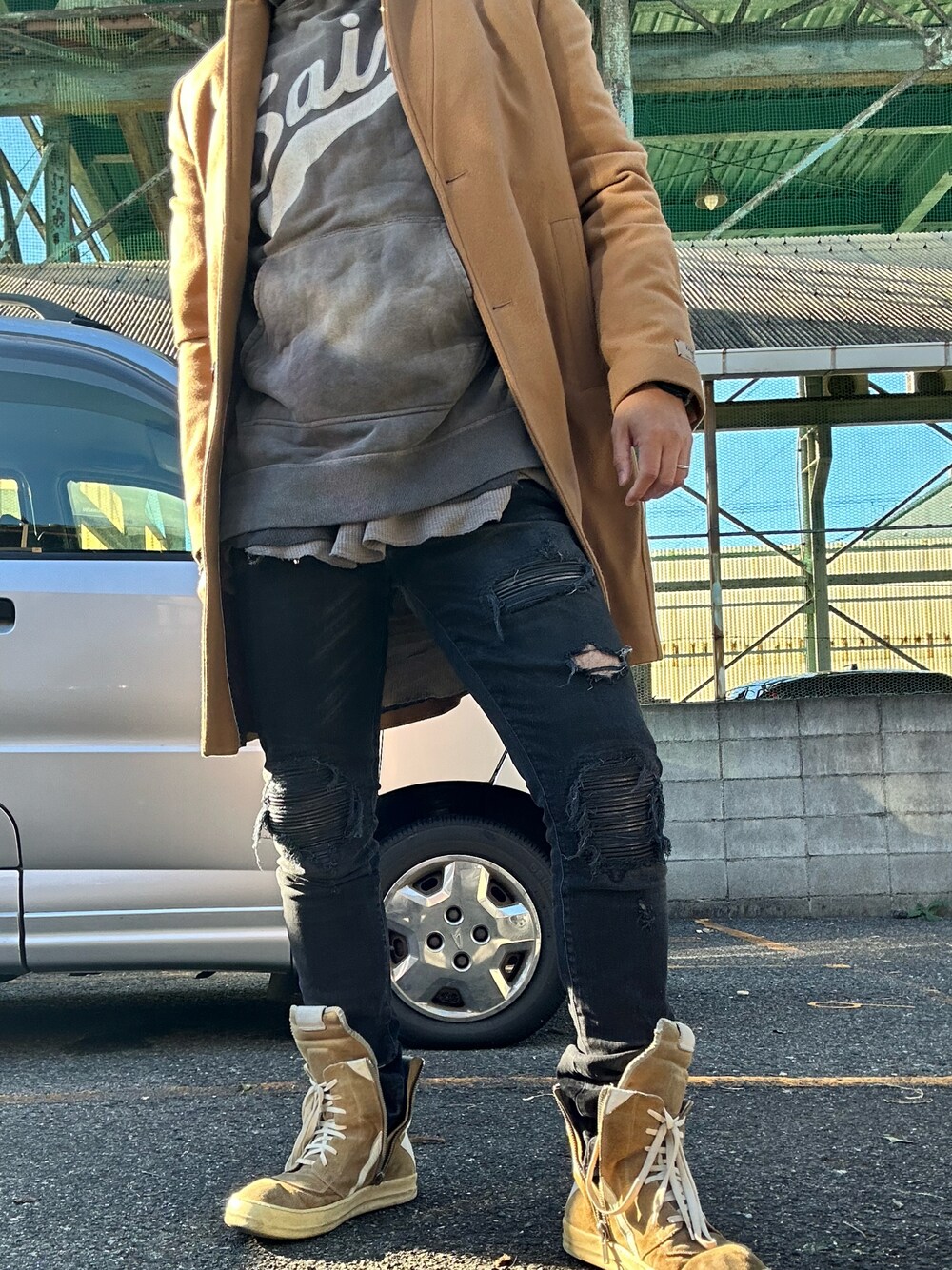 【AMIRI】leather-paneled high-rise skinny ジーンズ AMIRI（アミリ）の「Amiri Mx2 Skinny-Fit Leather-Panelled