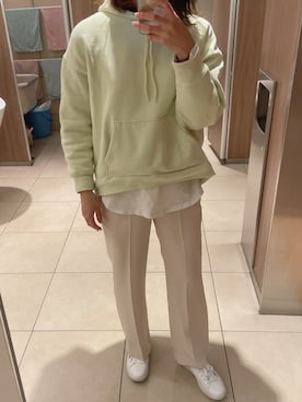 「LOWRYS FARM（ローリーズファーム）のセンタープレスカラーフレアパンツ　870189（その他パンツ）」を使った、青タンさん（レディース・164cm）の冬コーディネート