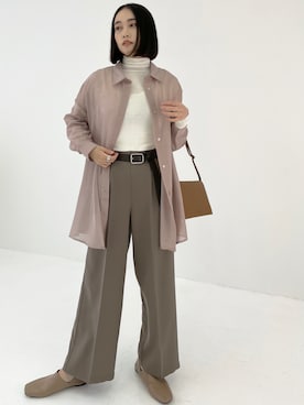 「アイテム（スラックス、ベージュ系）」を使った、StyleSeaさん（レディース・160cm）の秋コーディネート