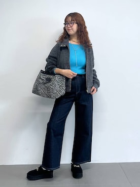 「アイテム（スリッポン）」を使った、チーさん（レディース・172cm・20代）の秋コーディネート