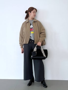 「撥水」｜「アイテム（スウェットパンツ）」を使った、チーさん（レディース・172cm）の秋コーディネート