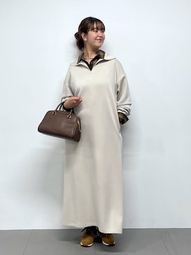 「おでかけ」｜「アイテム（ワンピース/ドレス）」を使った、チーさん（レディース・172cm）の秋コーディネート