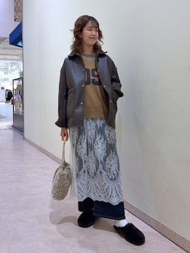 「UNIVERSAL OVERALL（ユニバーサルオーバーオール）のアイテム」を使った、チーさん（レディース・172cm）の秋コーディネート