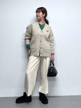 「アイテム（ブローチ/コサージュ）」を使った、チーさん（レディース・172cm）の秋コーディネート