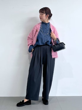 「アイテム（ブローチ/コサージュ）」を使った、チーさん（レディース・172cm・20代）の秋コーディネート