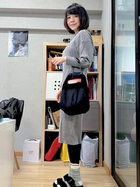 「niko and...（ニコアンド）のアイテム（クラッチバッグ）」を使った、evasongさん（レディース・164cm）の秋コーディネート