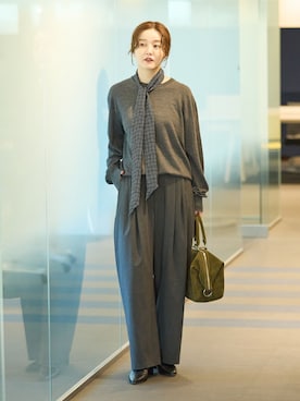 「IENA（イエナ）の《IENA 35TH》THE CREW KNIT（ニット/セーター、ベージュ系）」を使った、endoさん（レディース・162cm）の秋コーディネート