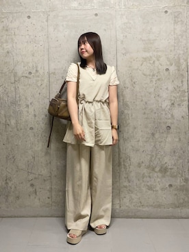 「アイテム（オールインワン・サロペット）」を使った、楓香さん（レディース・155cm・20代）の夏コーディネート