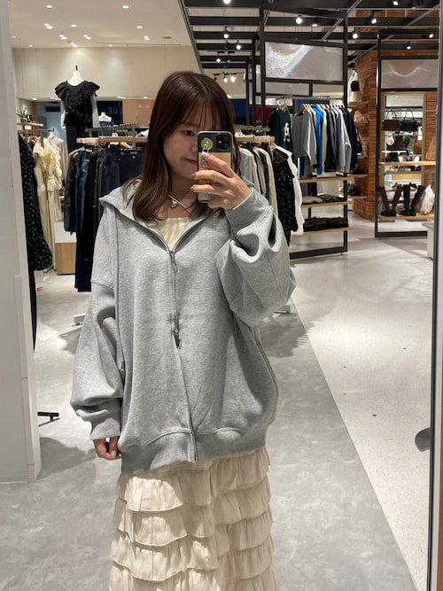 ローリーズファーム クッキーアンドクリーム カップ付きキャミソール