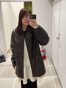 「アイテム（カバーオール）」を使った、楓香さん（レディース・155cm）の秋コーディネート