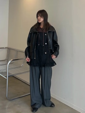「MAISON SPECIAL（メゾンスペシャル）の【2026Autumn PRE-ORDER】Super 140 Wool Satin Slacks/スーパー140ウールサテンスラックス（スラックス、グレー系）」を使った、MAISON SPECIALさん（レディース・155cm）の夏コーディネート