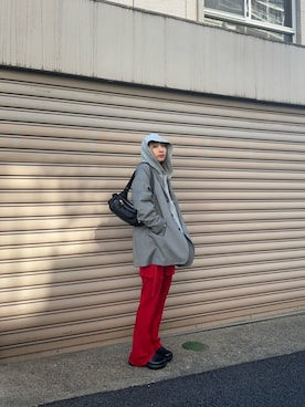 「カラー×コーデ」｜「アイテム（パーカー）」を使った、MAISON SPECIALさん（レディース・163cm）の冬コーディネート