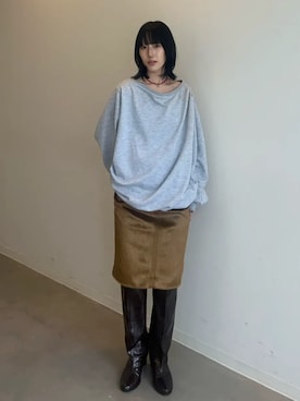 「MAISON SPECIAL（メゾンスペシャル）の【2026Autumn PRE-ORDER】Layered Multi-Fabric Midi Skirt/レイヤードマルチファブリックミモレスカート（スカート、イエロー系）」を使った、MAISON SPECIALさん（レディース・158cm）の秋コーディネート