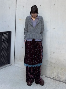 「MAISON SPECIAL（メゾンスペシャル）の【26WINTER PRE-ORDER】Cable Hoodie Short Knit/ケーブルフーディショートニット（ニット/セーター、グレー系）」を使った、MAISON SPECIALさん（レディース・158cm）の秋コーディネート