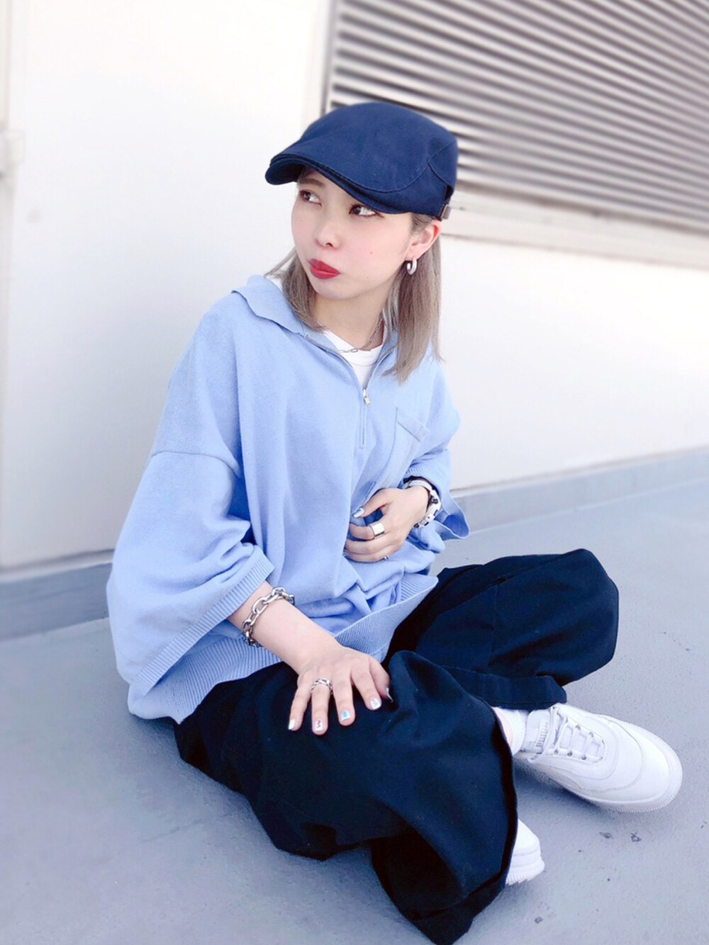 「夏、オトナカジュアル、今日のコーデ、ゆるコーデ、リラックススタイル、polcadot、ハンチング、RUBEN、スニーカー、帽子」｜「Rubenのコットンハンチング（ハンチング/ベレー帽、ブルー系）」を使った、polcadotさん（レディース・158cm）の冬コーディネートの1枚目の写真