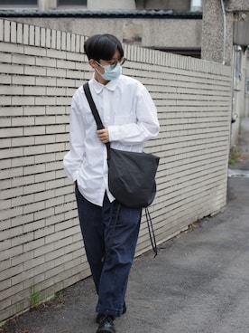 「plain-me（プレインミー）のアイテム（チノパンツ）」を使った、リーさん（メンズ・168cm）の冬コーディネート